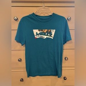 Men’s Small Levi’s T-Shirt